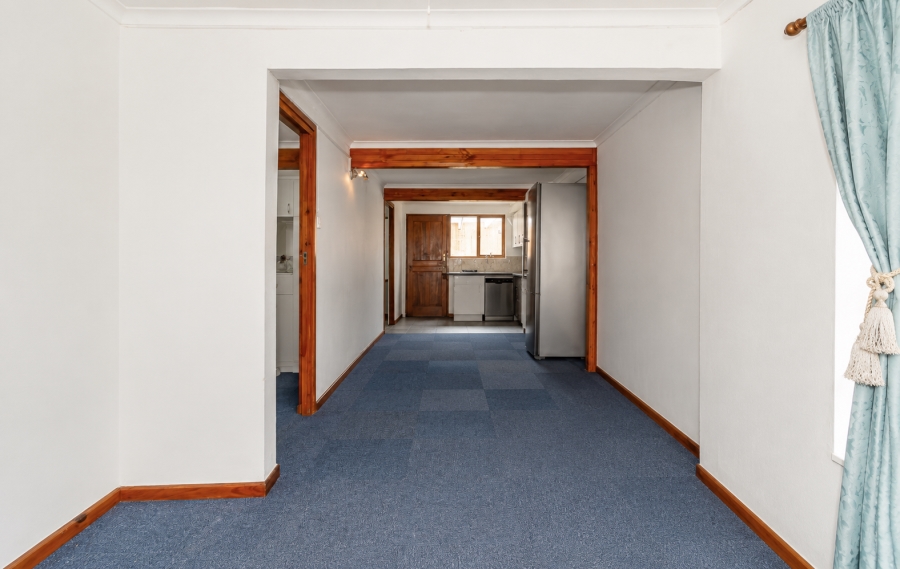 7 Bedroom Property for Sale in Kleinbaai Western Cape